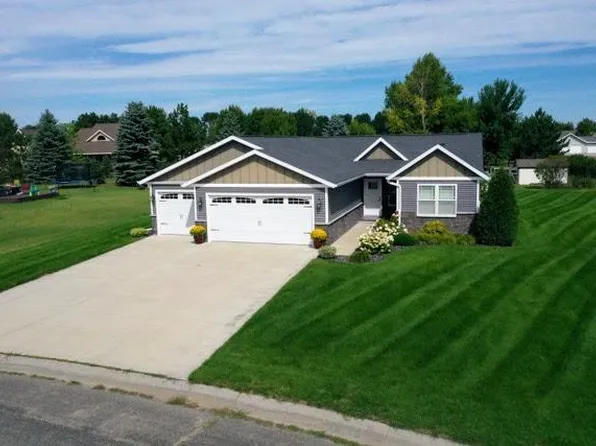 600 14th St NW, Perham, MN 56573