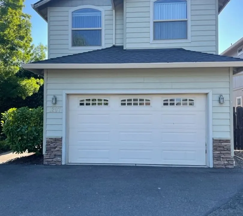1297 Clearsprings Dr
