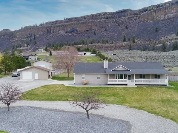 55313 NE Bay Area Drive, Electric City, WA 99123