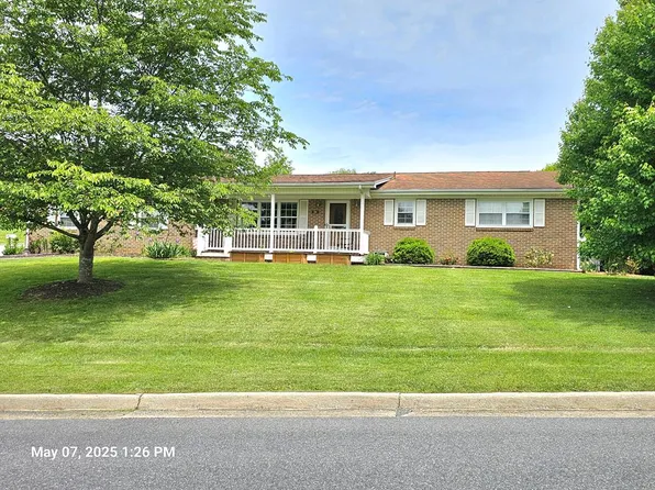 523 Gordon Ave, Marion, VA 24354