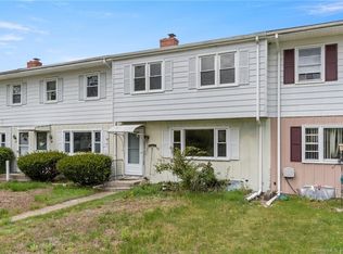14 Easy St, Plainfield, CT 06374