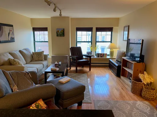 72 Pine St #3 Photo 1