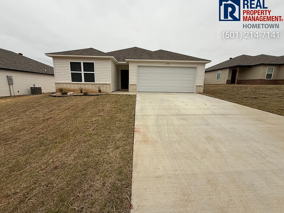 1281 Meadows Dr