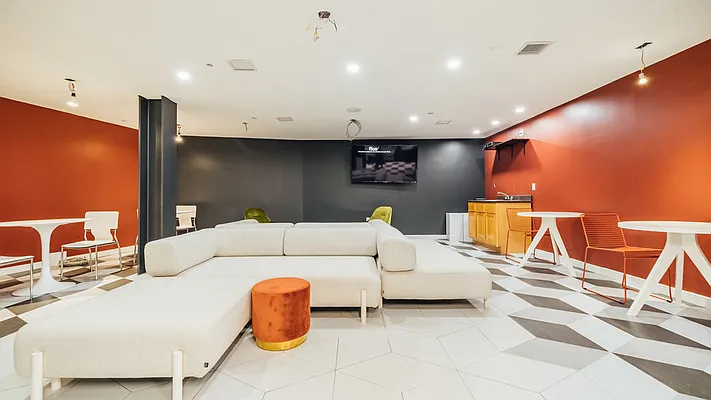 Rented by Nooklyn NYC LLC | media 58