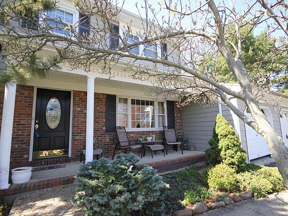 2nd image of 37 London Dr