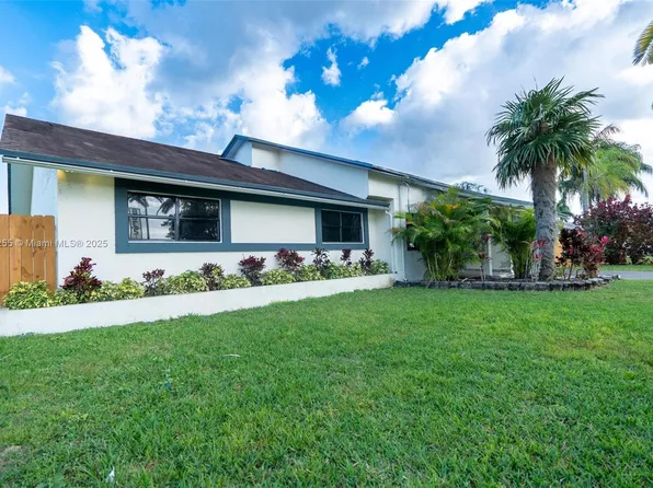 28451 SW 164th Ave, Homestead, FL 33033