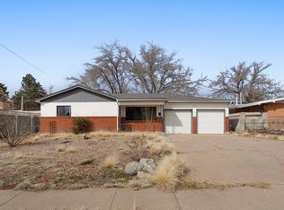 1113 Glorieta St NE, Albuquerque, NM 87112