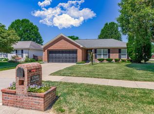 1709 Seasons Ridge Blvd, Evansville, IN 47715