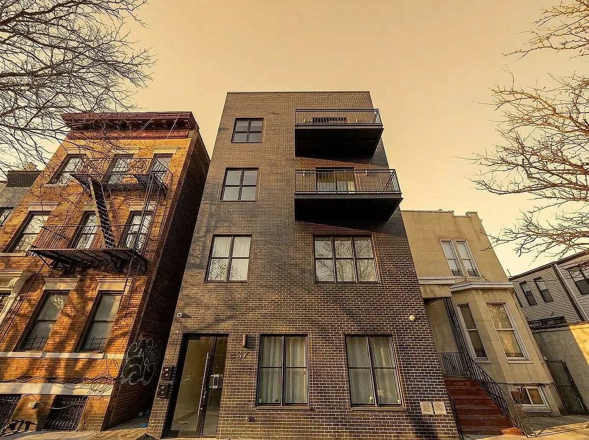 35 Covert Street — Photo 2