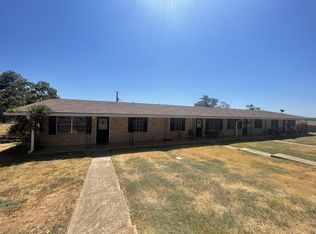 20 Linda Dr APT 8, Fredericksburg, TX 78624