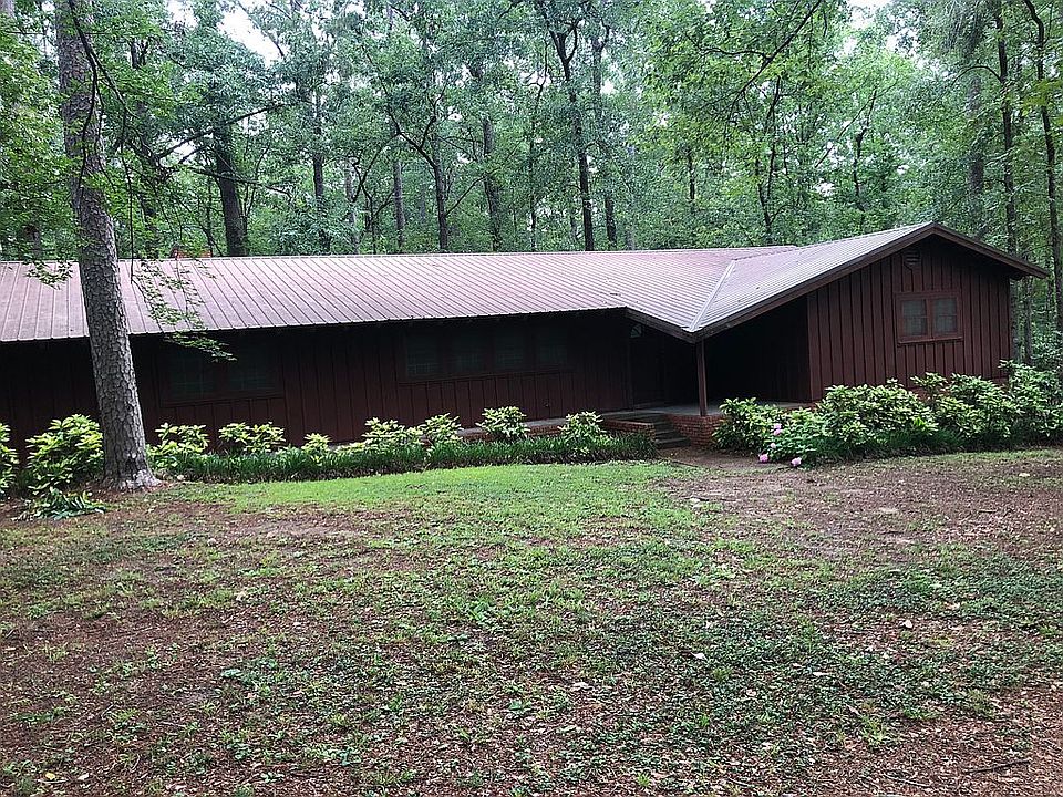 1st image of 204 Evergreen Dr