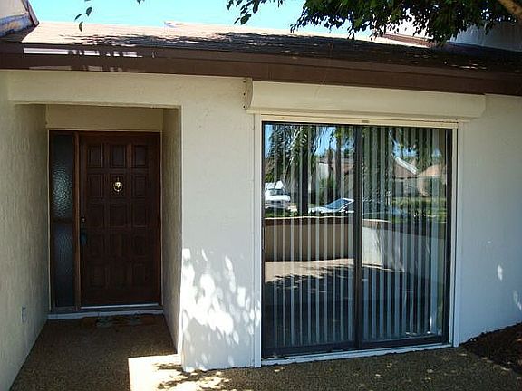 4th image of 316 Markley Ct