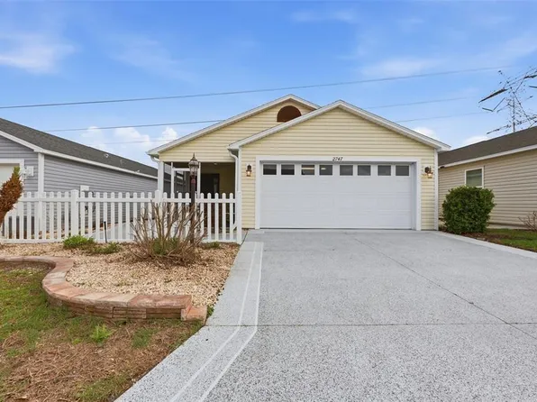 2747 Dyson Loop, The Villages, FL 32163