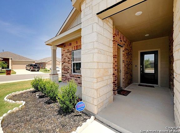 5th image of 5336 Saunter Ln
