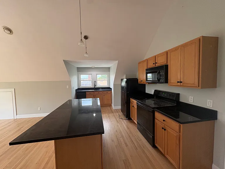 26 Mason St #3 — Photo 5