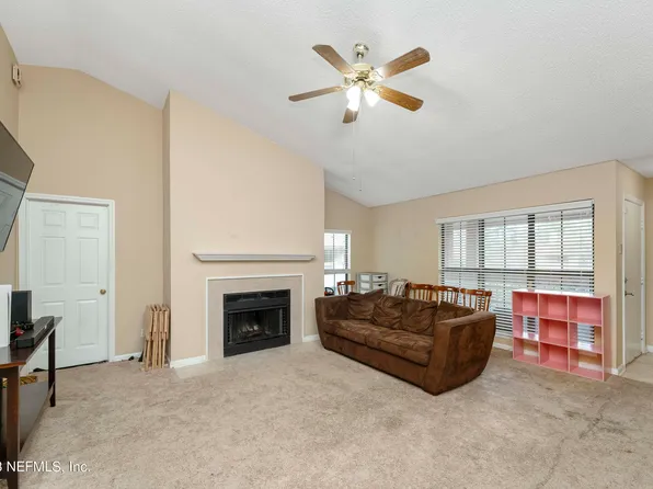 104 BRANCH WOOD Lane, Jacksonville, FL 32256