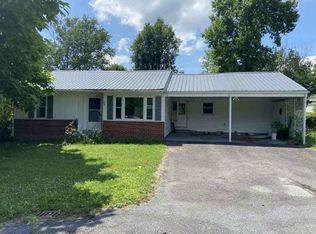 200 Honeysuckle Ln, Kingsport, TN 37660
