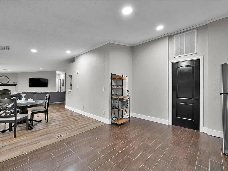 22603 Tuwa Rd — Photo 19