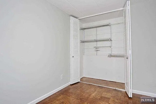 25 Jefferson St #6D — Photo 17