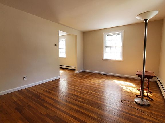 5th image of 245 David Hooper Pl #P