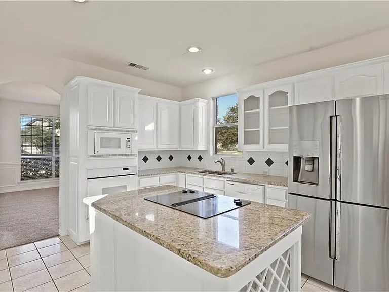 1313 Bradbury Dr — Photo 11