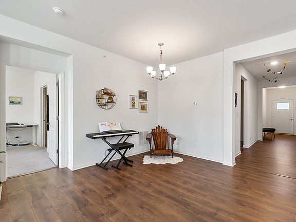 5th image of 6343 Doral Dr