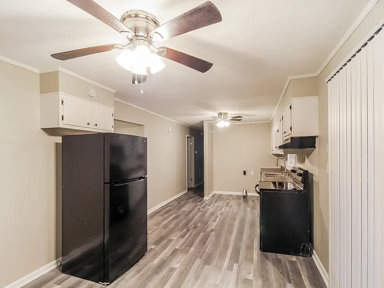 135 Wildwood Dr — Photo 8