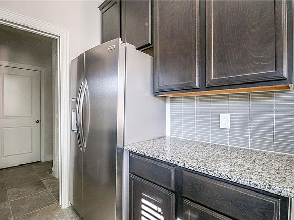 5th image of 1214 Freestone Dr