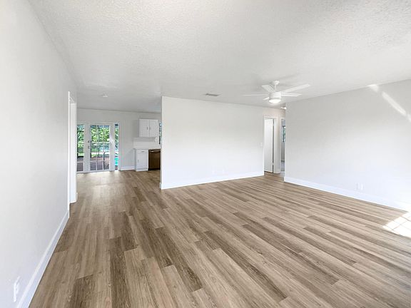 3rd image of 7606 NW 42nd Court