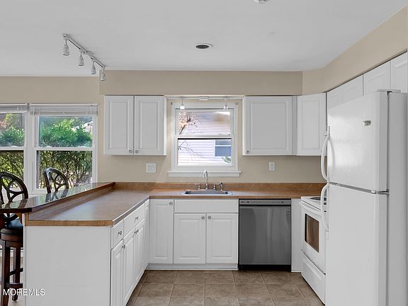 3rd image of 19 Patmore Road