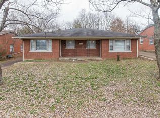 3526 Lansdowne Dr, Lexington, KY 40517