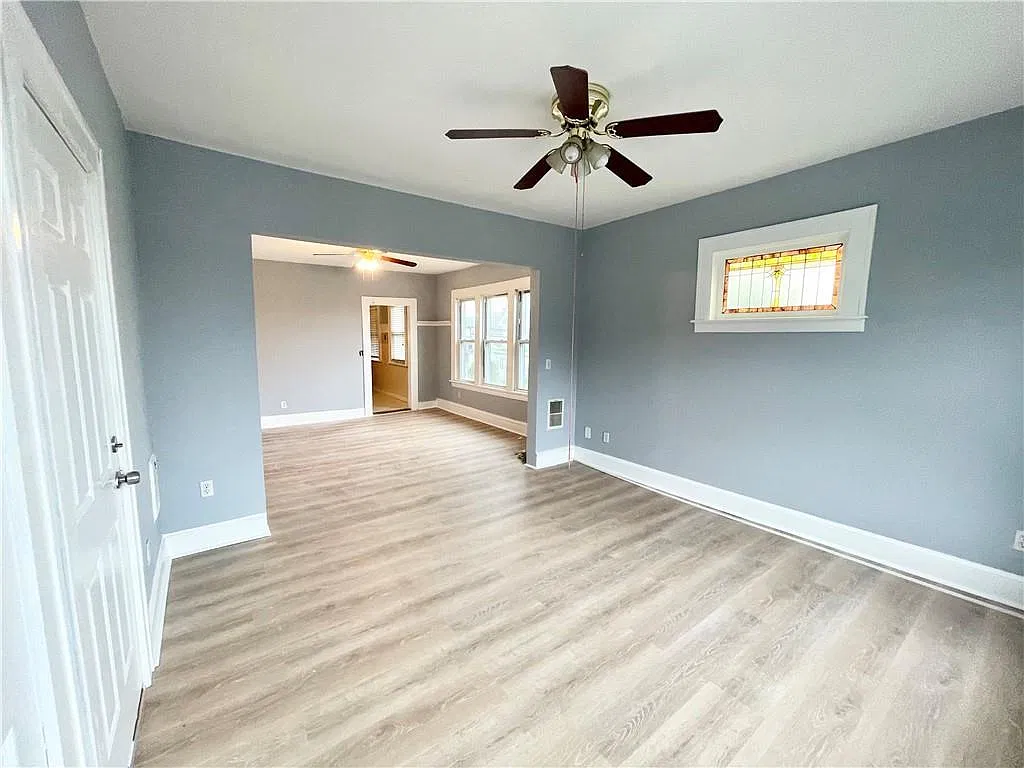 2 bed, 1000 sqft, $2,000 — Photo 4