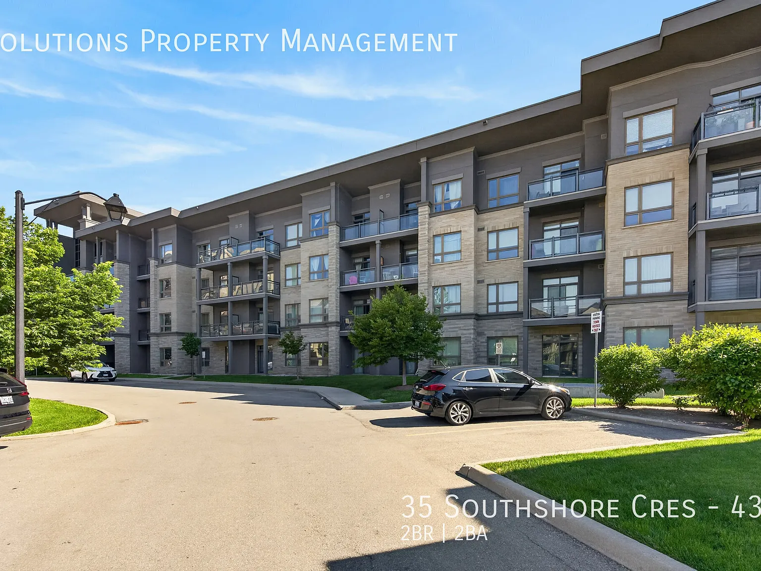 **Beautiful 2 Bedroom Unit w/ Lake Views** — Photo 2