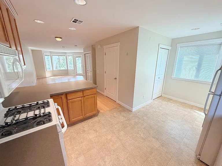12532 26th Ave NE #A — Photo 5