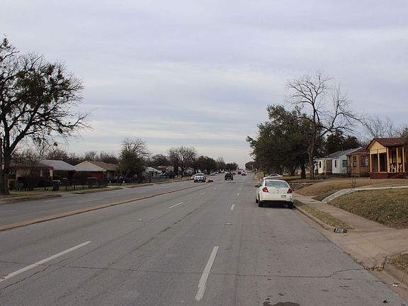 5th image of 3322 S Marsalis Ave