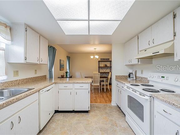 3rd image of 2512 Lancaster Dr #165