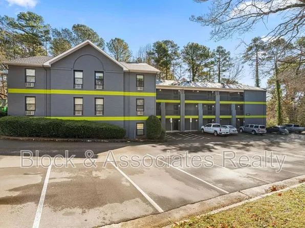 5104 Hollyridge Dr, Raleigh, NC