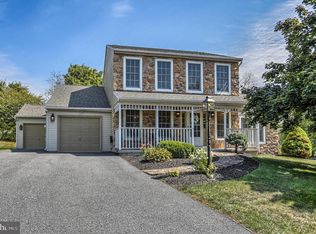 6821 Wesley Dr, Harrisburg, PA 17112