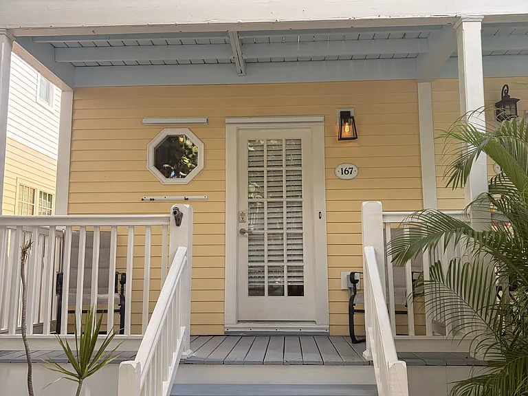 167 Golf Club Dr — Photo 1