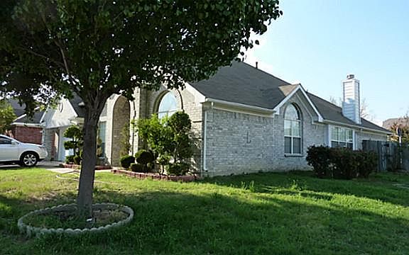 3rd image of 1205 Hardisty Dr