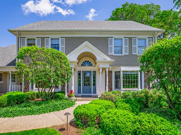 9 Blanchard Cir, South Barrington, IL 60010