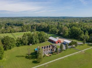 12 Meszaros Rd, Stockton, NJ 08559