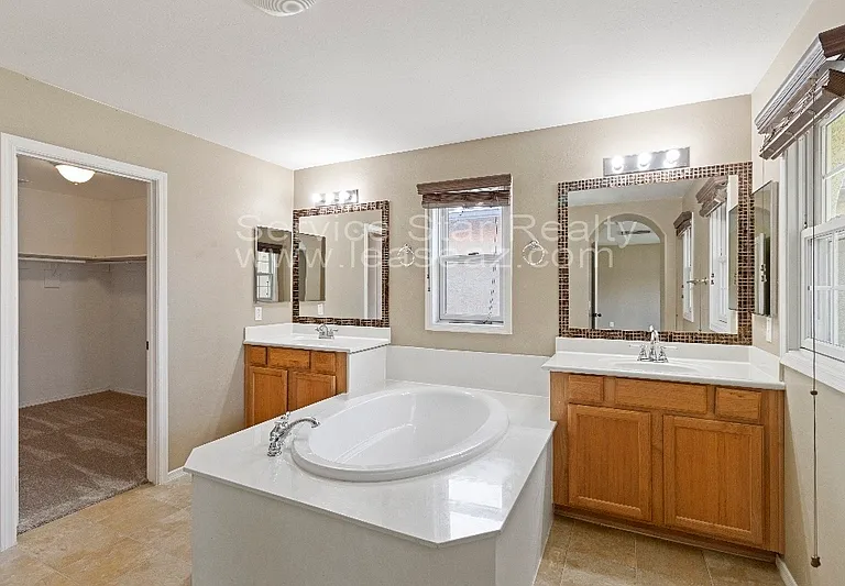 860 S Huish Dr — Photo 14