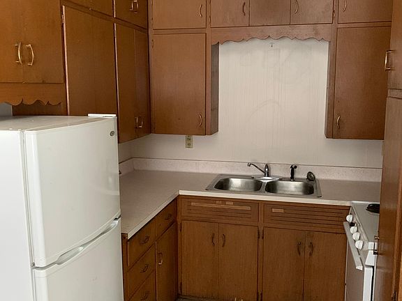 3rd image of 330 W Military Ave APT 2