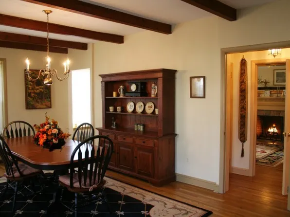 4090 Saw Mill Rd, Doylestown, PA 18902