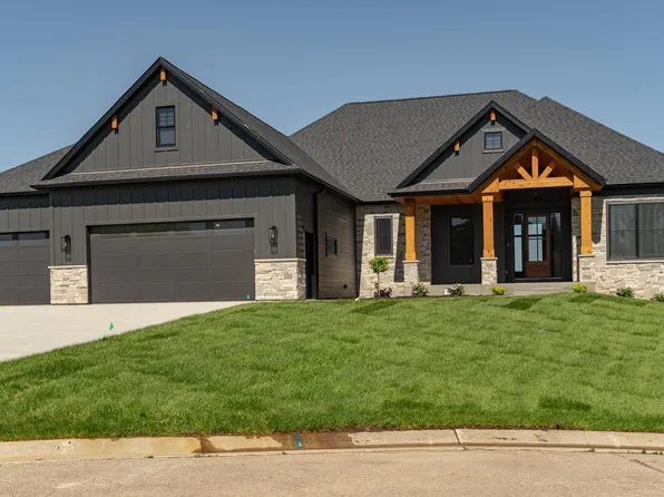 1513 Epperstone Enclave NE, Byron, MN 55920