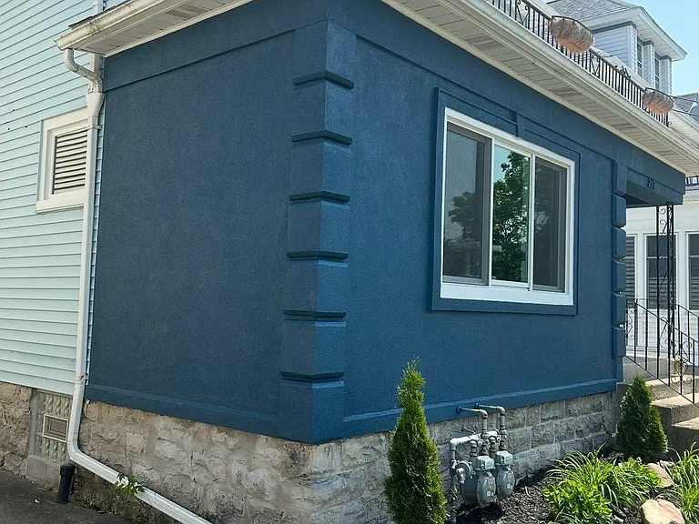269 N Park Ave #1 — Photo 2