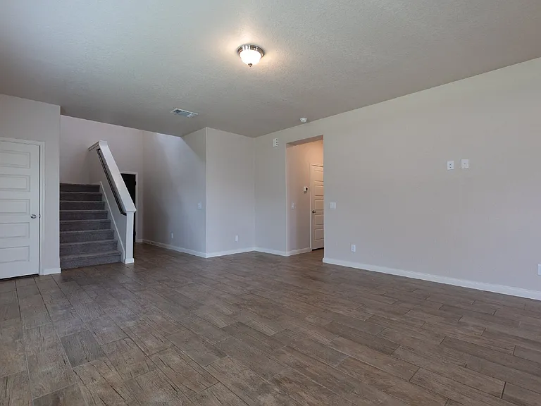 746 Farmers Dell — Photo 7