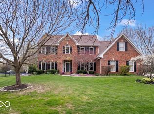 3976 Bent Tree Ln, Greenwood, IN
