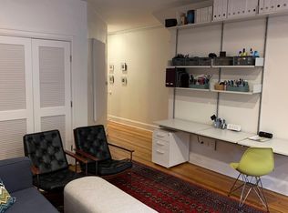 220 4th St SE APT 2, Washington, DC 20003